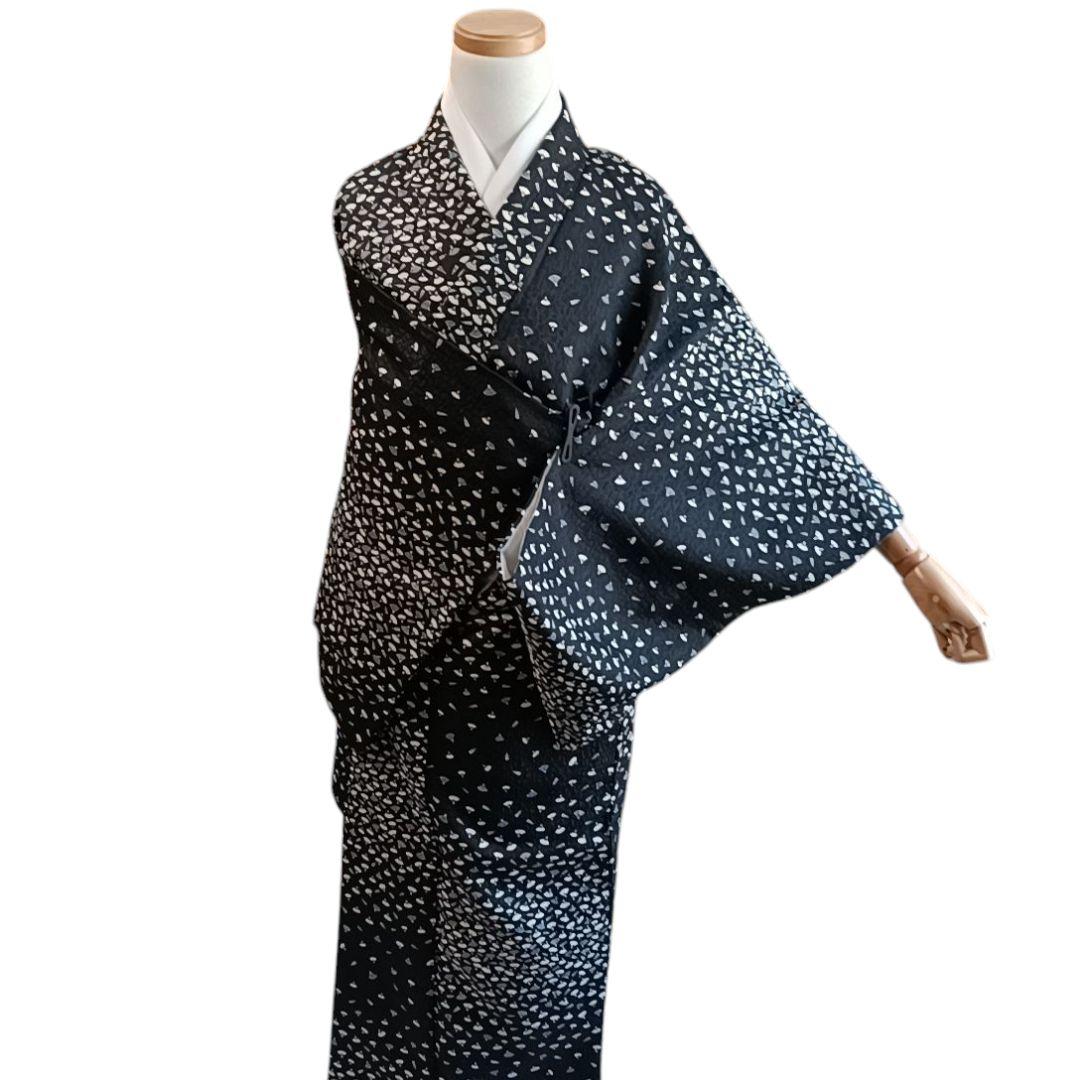 ☆46 えっと 小紋 洗える着物 黒 扇面