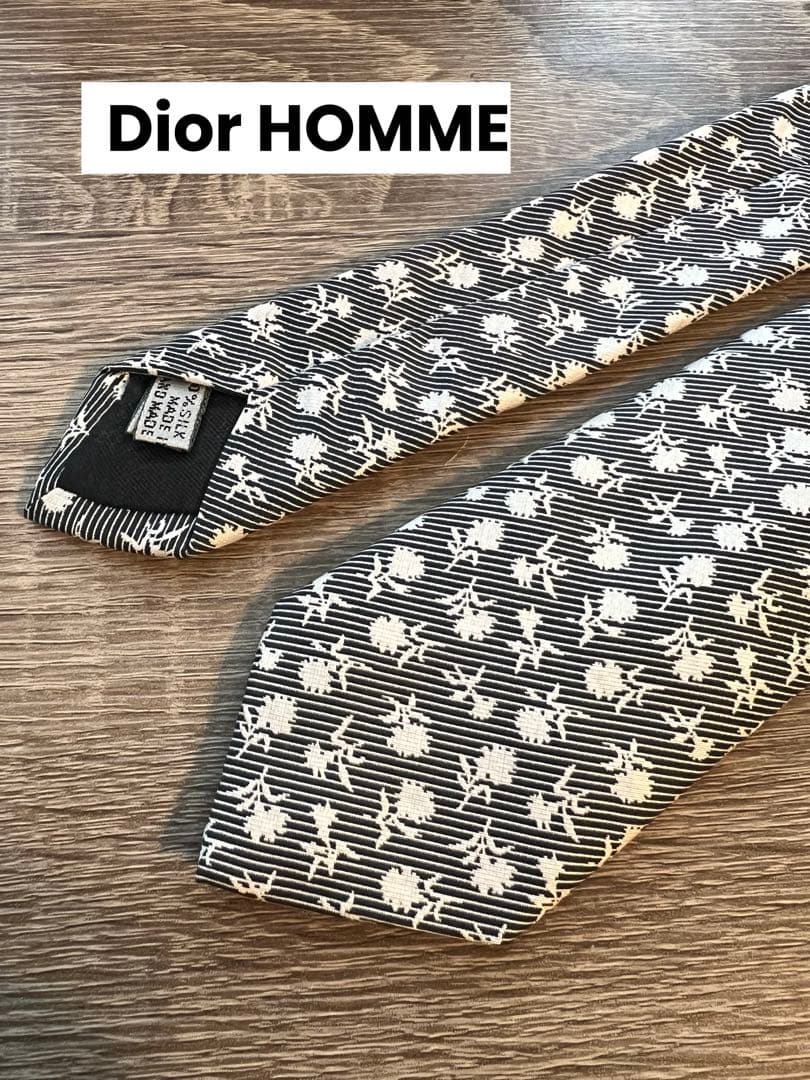 【美品】Dior 柄ネクタイ