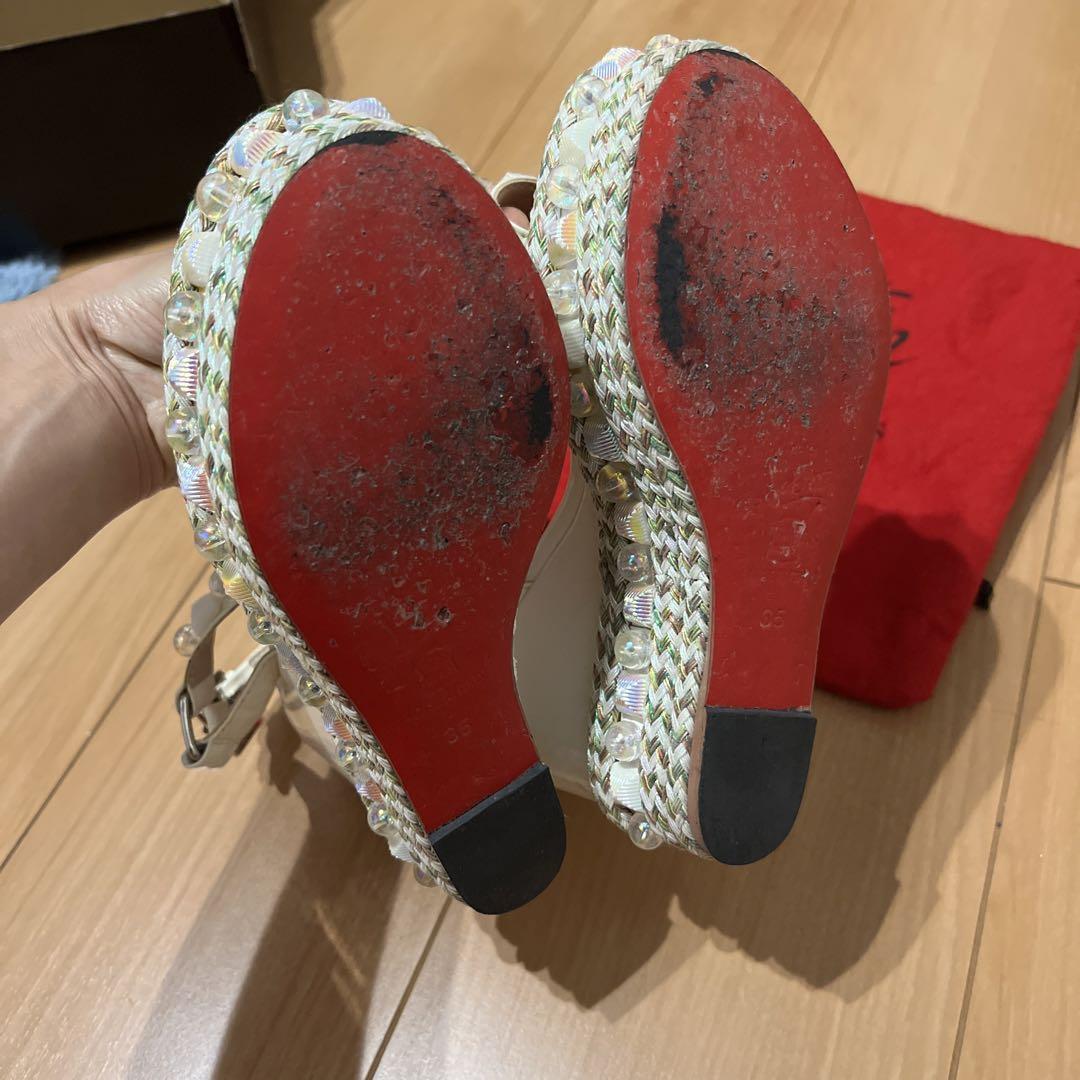 Christian Louboutin ビーズ装飾サンダル サイズ 35 - メルカリ