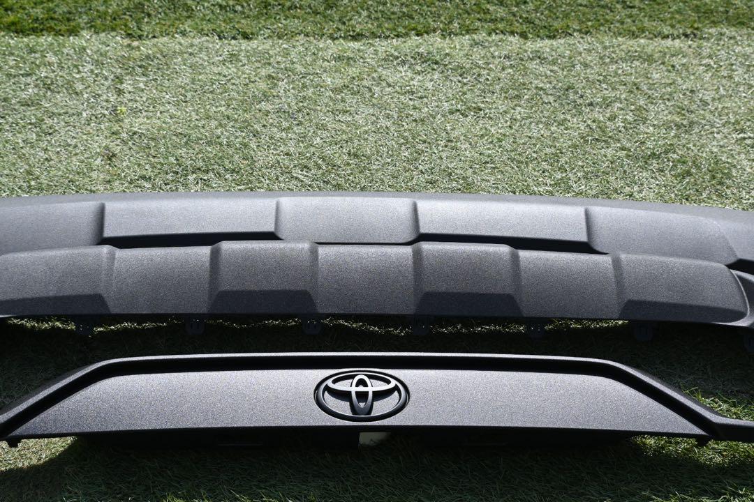 rav4 リアガーニッシュ　フロント　リアスキッドプレート　ラプターライナー塗装