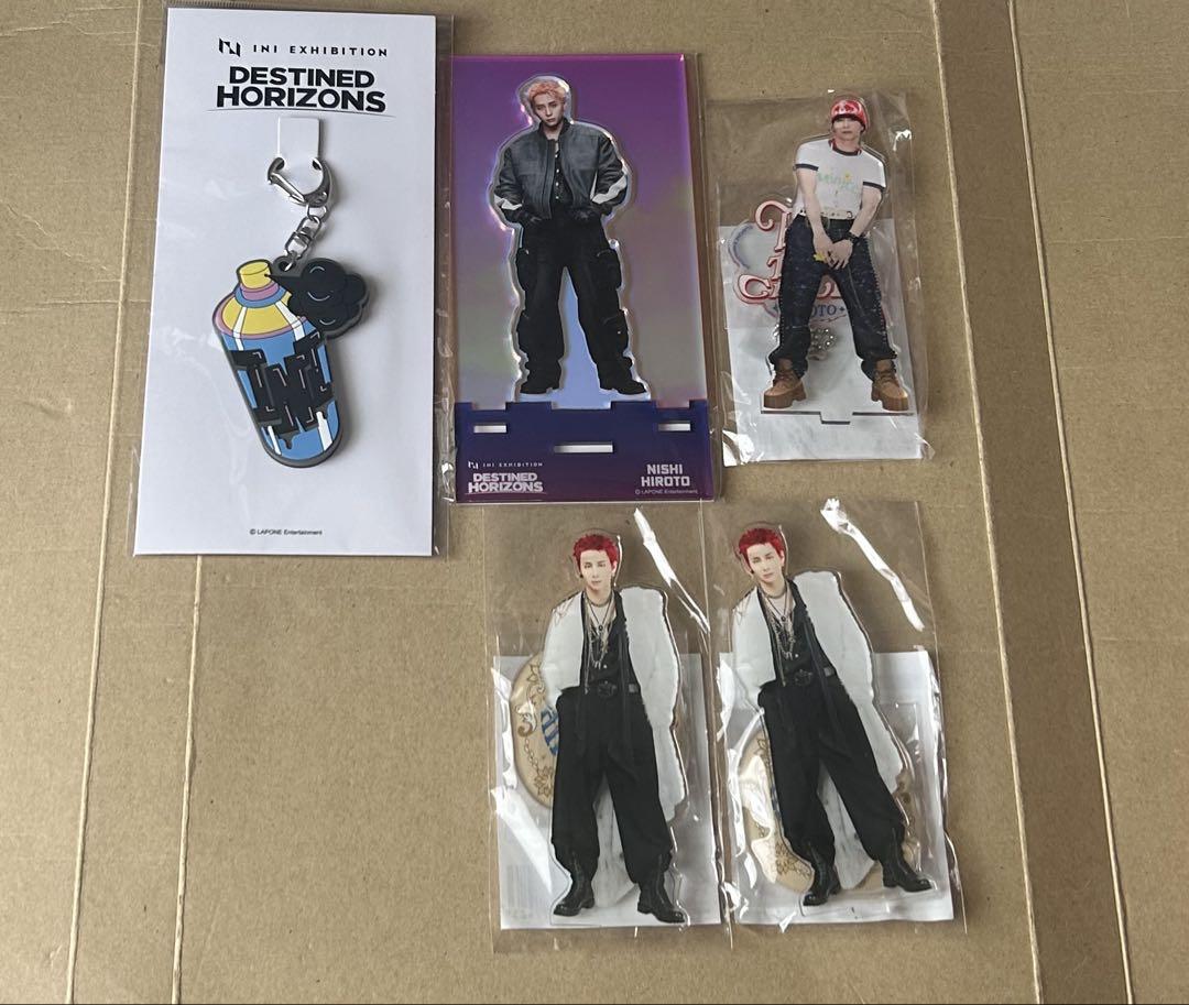 Amazon.co.jp: INI 西洸人 グッズセット （アクスタ、トレカ、生