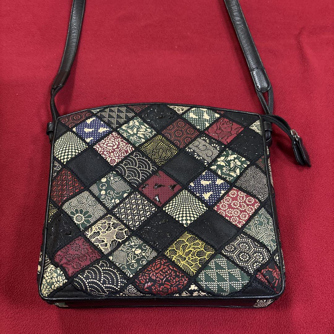 【激安】半額以下- 50%OFFの安い通販 ショルダーバッグ 印傳屋 江戸三紅印傳 バッグ