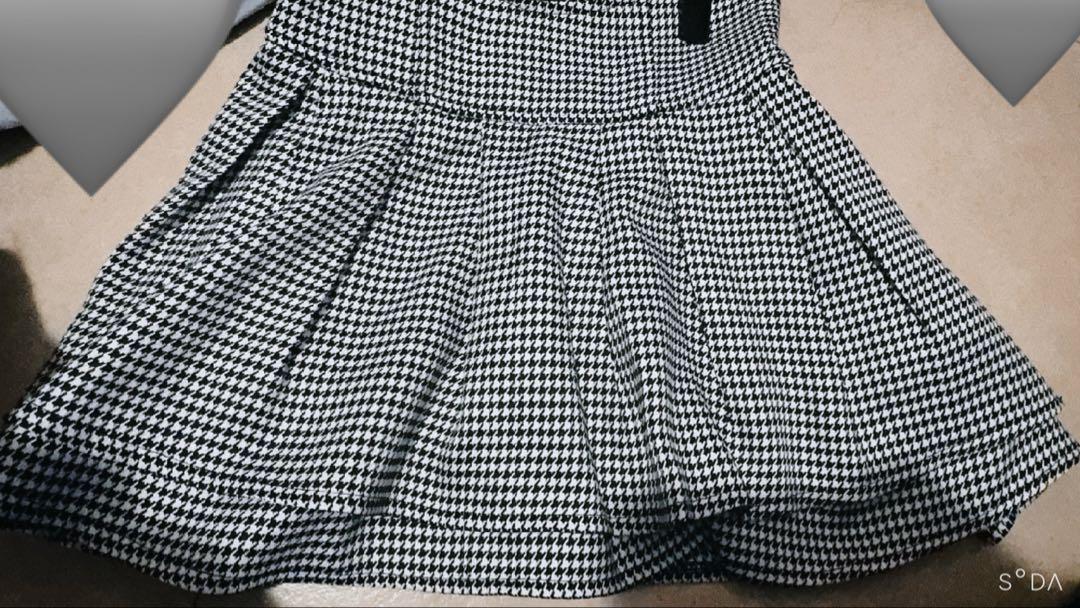 ♡Sサイズ♡ミシェルマカロン 美脚になれるスカート♥千鳥柄(インナーパンツ付き)