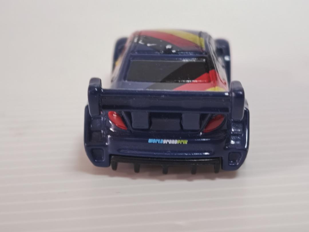 トミカ　カーズ　４台　まとめ売り