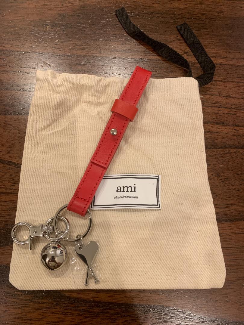ゆーき⭐︎アミパリ Ami de Coeur キーリング レッドorブラック Ami De Coeur キーリング バーミリオン | AMI PARIS