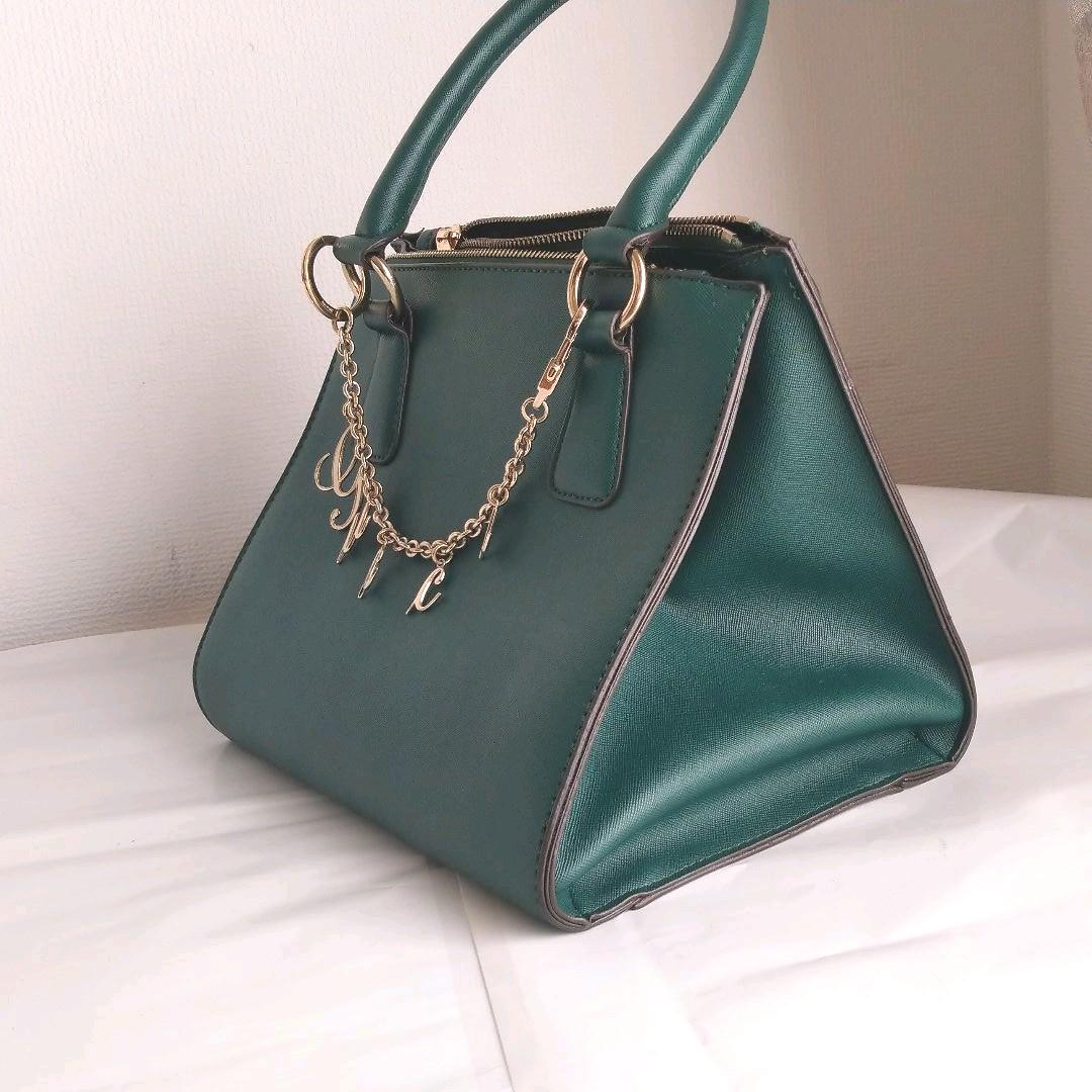 新着商品 X'mas with Gucci チャーム R9pgn-m42245611644 カラーバッグ 人気超歓迎