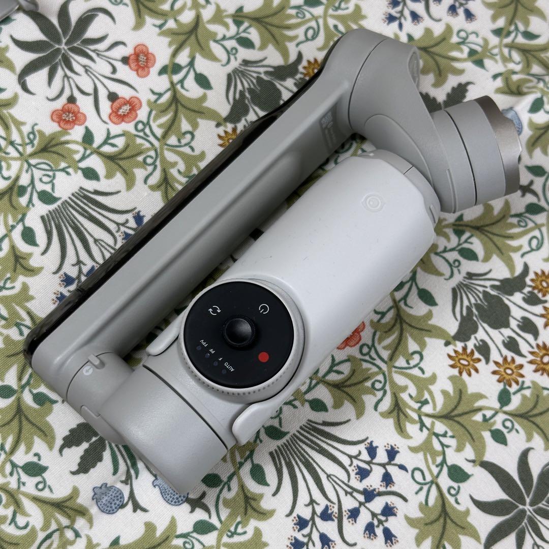 ＜美品＞Insta360 Flow