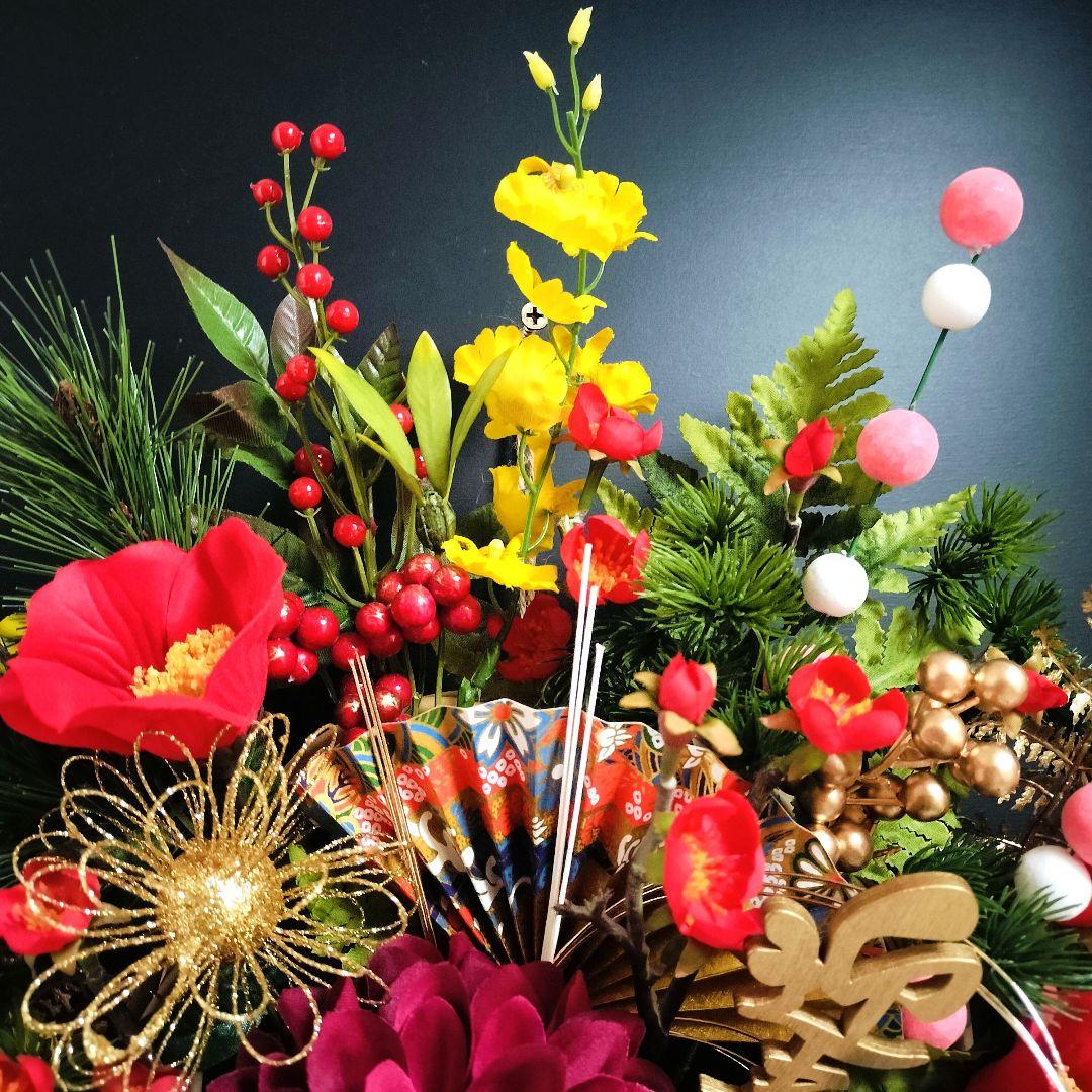 商品名【慶】華やか！♥ダリアと紅椿のお正月リース＊ 冬リース