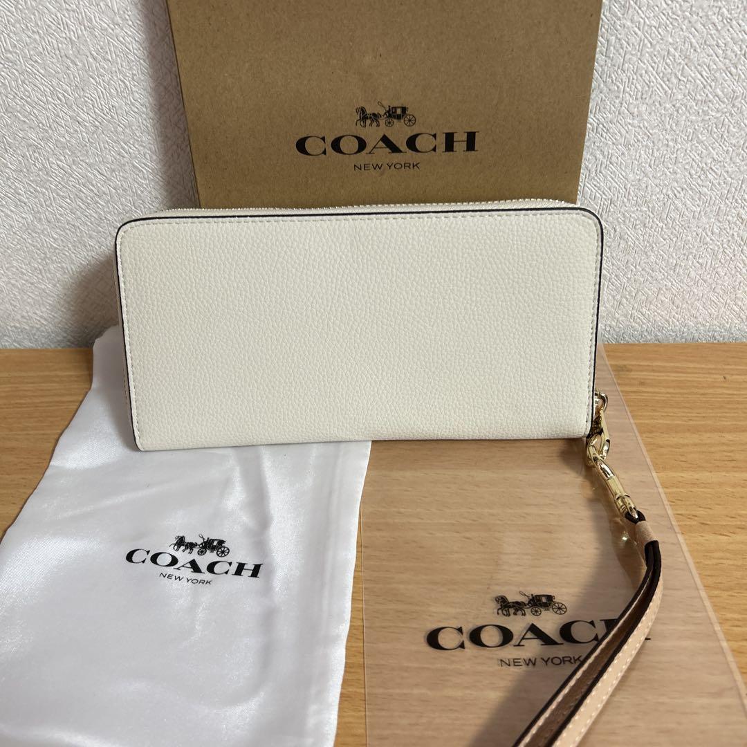 COACH 長財布 ホワイト/レザー COACH 長財布 ホワイト レザー - メルカリ