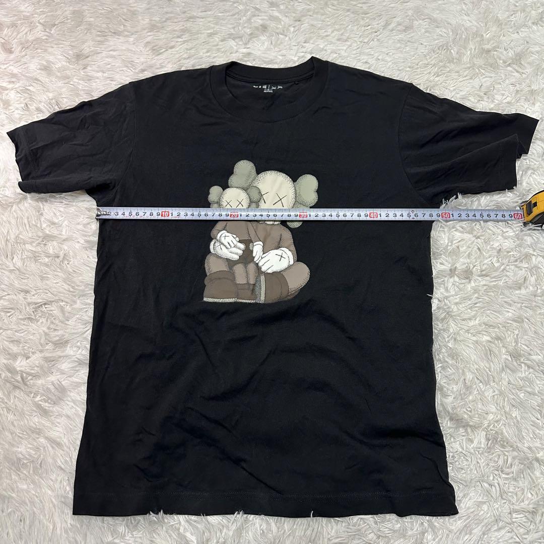 ☆即完売☆ KAWS × UNIQLO カウズ UT グラフィックTシャツ♪ KAWS × UNIQLOの大人気UT出てるよ！売り切れ必至だからユニクロ