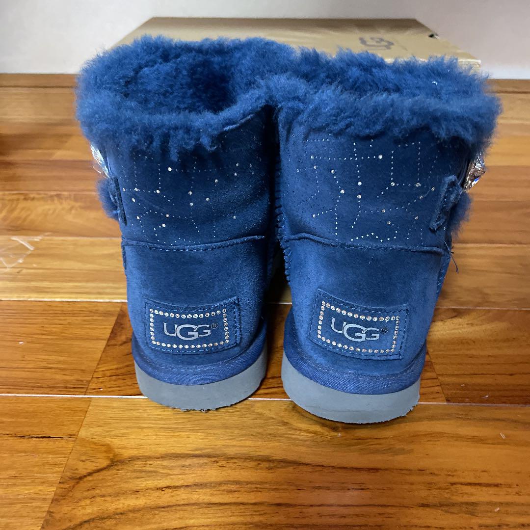 UGG星座柄ムートンブーツ - メルカリ UGG星座柄ムートンブーツ - メルカリ