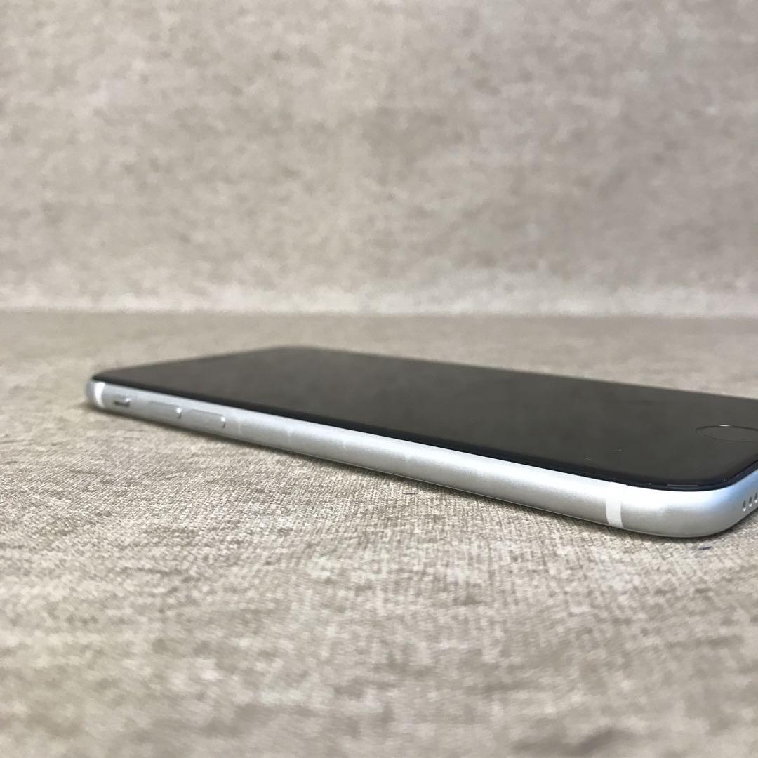 iPhone SE(第2世代) 64GB MHGQ3J/A SIMロック解除済み