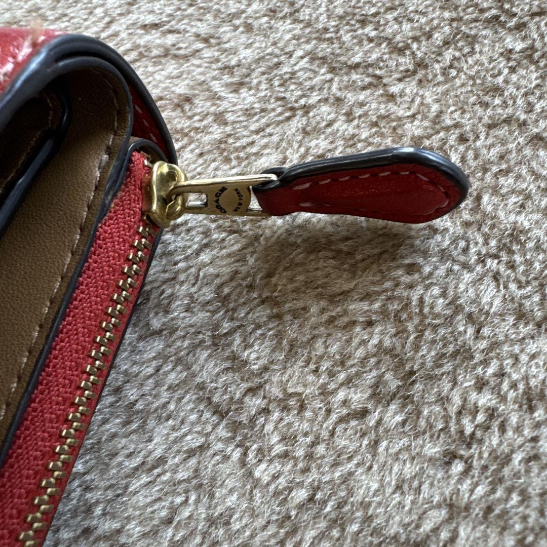 美品　コーチ　COACH 財布 レキシー 恐竜
