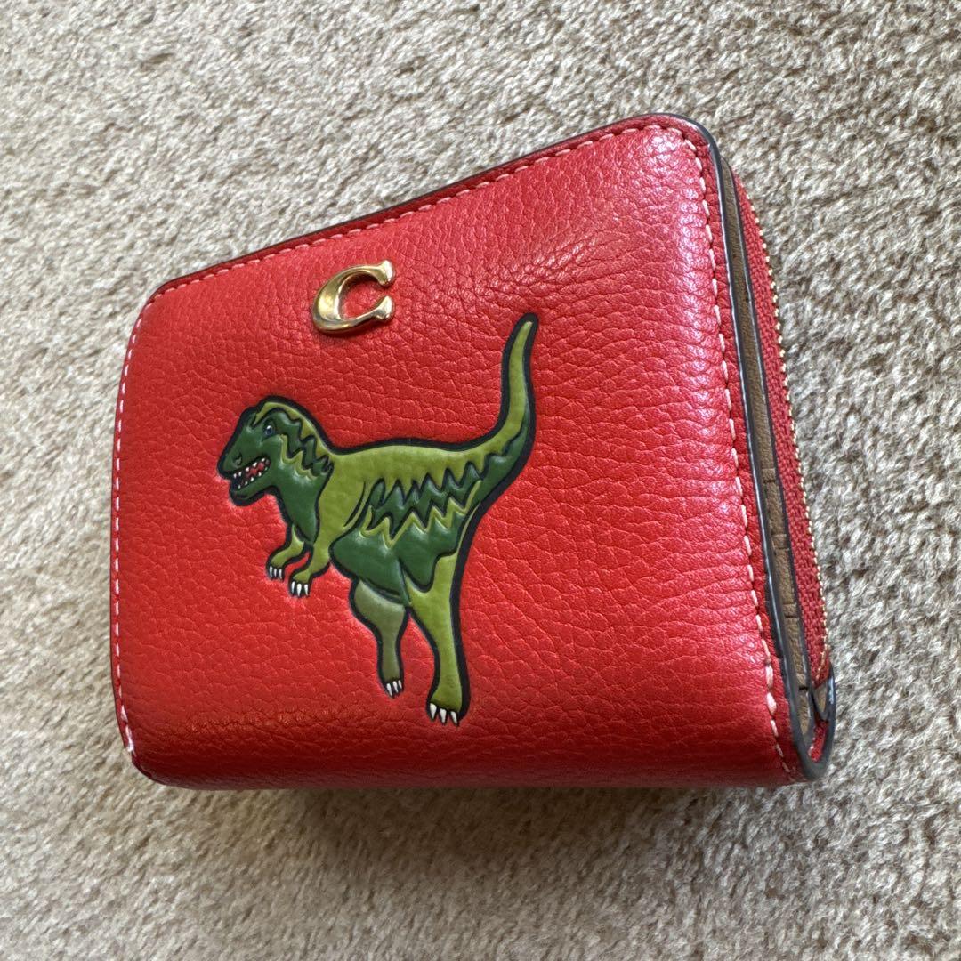 美品　コーチ　COACH 財布 レキシー 恐竜