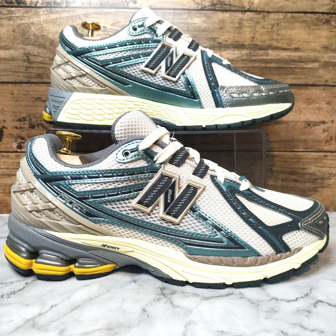 未使用級 試着のみ New Balance M1906RRC 26cm