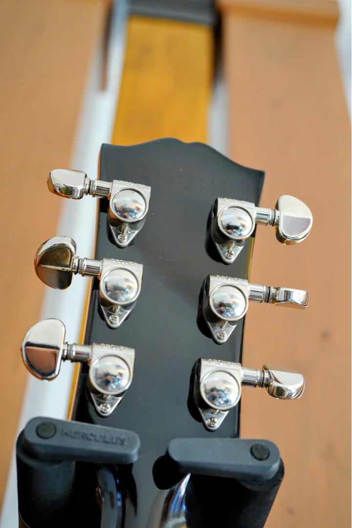 Gibson