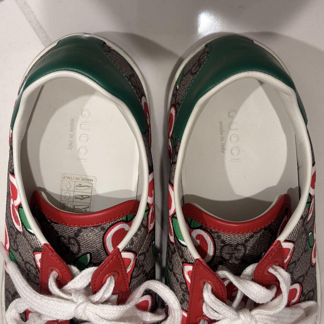【GUCCI】グッチ GGアップルプリント スニーカー 23.5cm