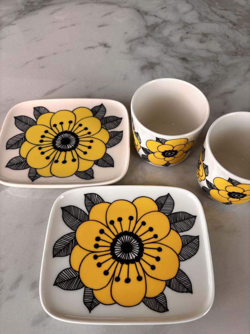 marimekko 花柄 ティーカップとソーサーセット　サマーセール‼️