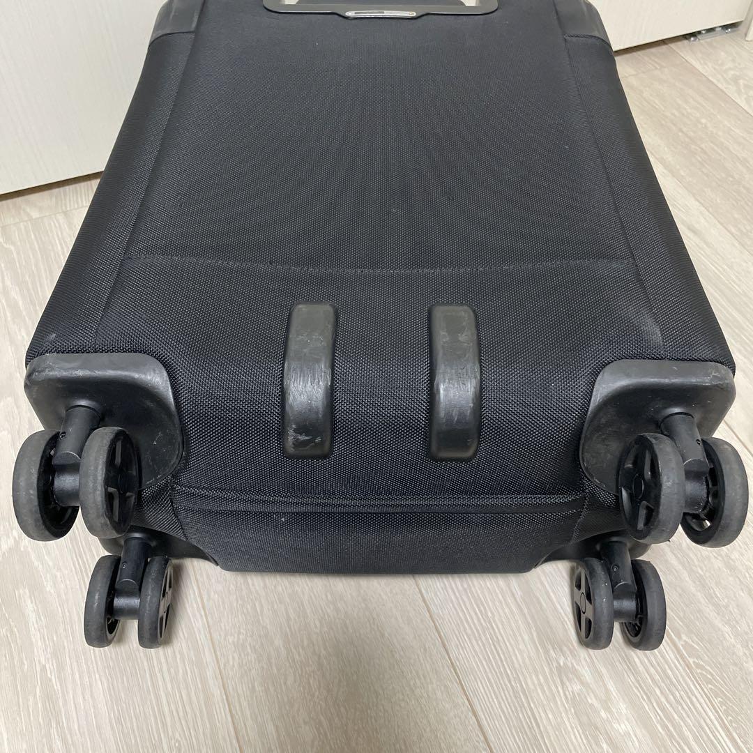 Victorinox キャリーバッグ　黒