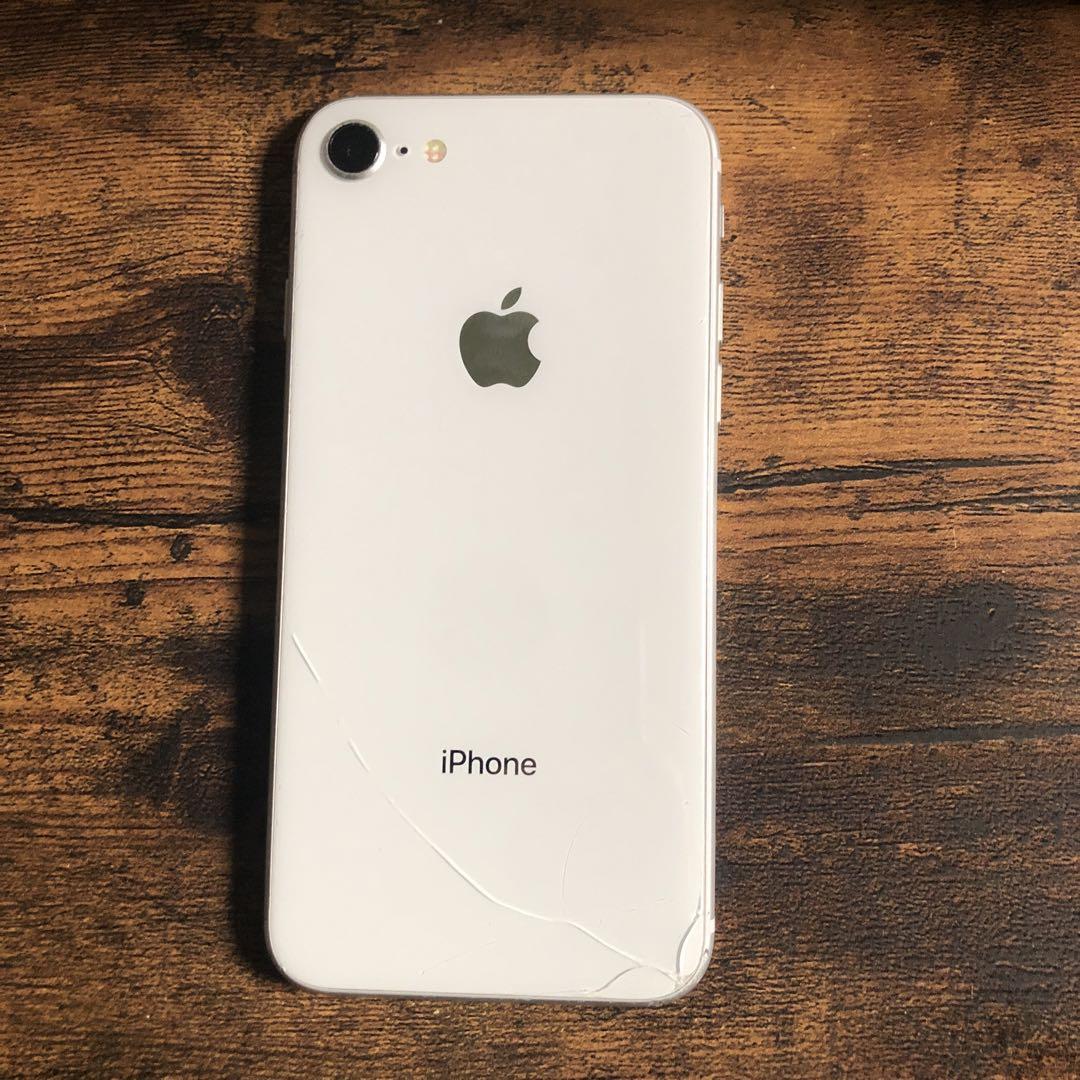 コンピュータ・IT iPhone 8