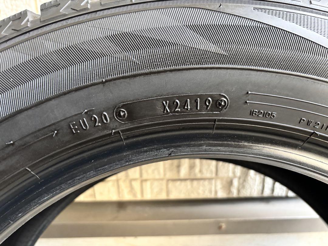 ①【セリカ様】205/60R16ダンロップ　ウィンターマックス WM02