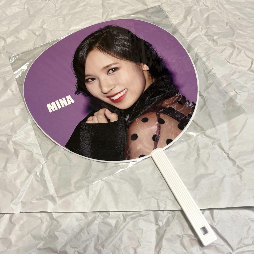 TWICE うちわ ミナ まとめ売り twice ミナ うちわ まとめ売り - メルカリ
