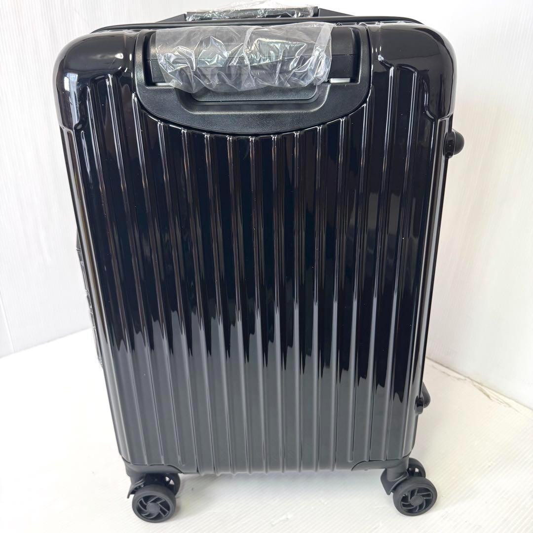 【新品未使用品】ポルシェ スーツケース TSAロック 機内持ち込み可能 【新品未使用品】ポルシェ スーツケース TSAロック 機内持ち込み可能