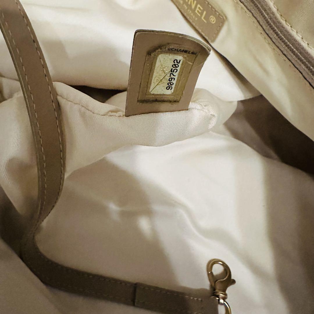 CHANEL(シャネル) トートバッグ　ニュートラベルライン