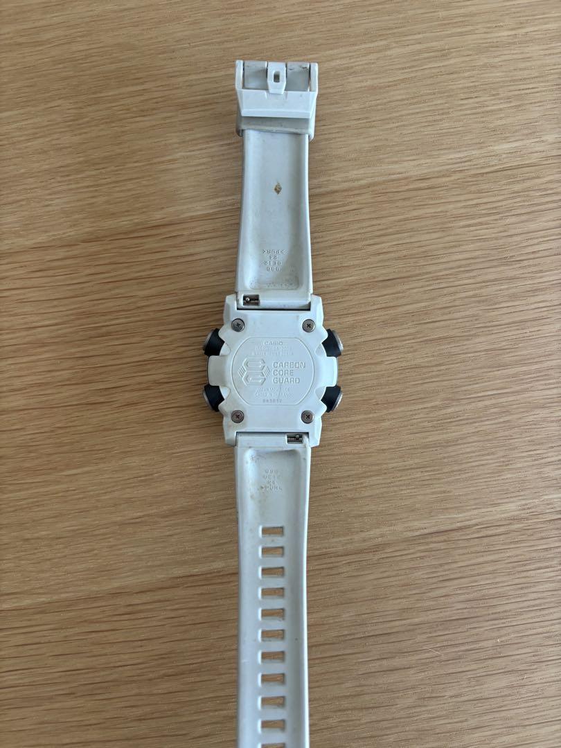 G-SHOCK ホワイト 腕時計 CARBON CORE GUARD
