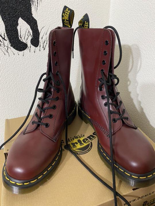 ドクターマーチン Dr.Martens 10ホール ブーツ　レッド