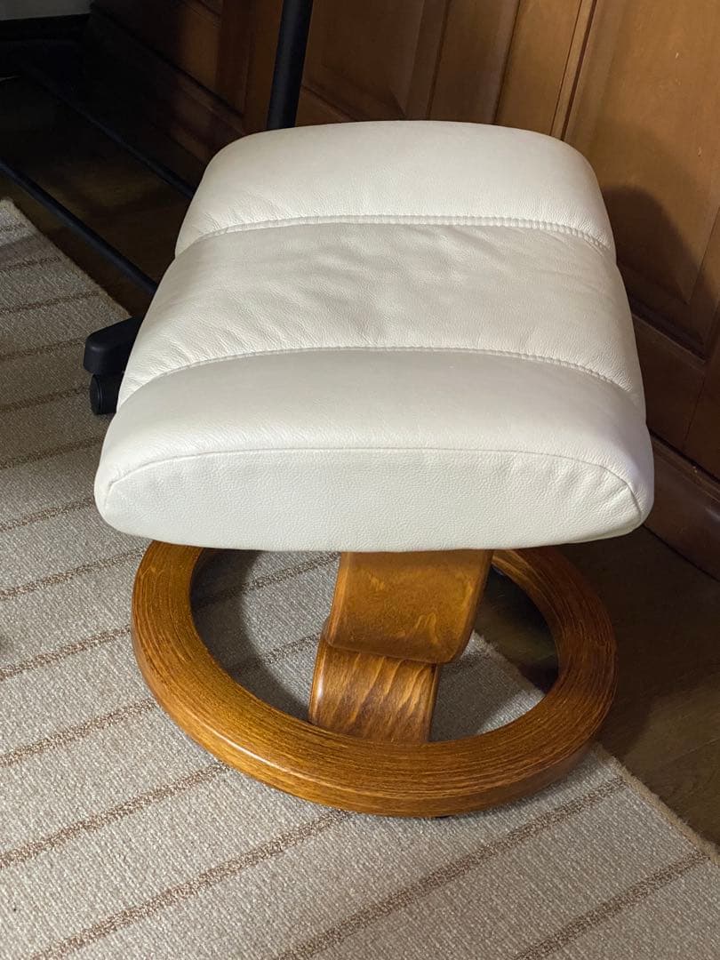 ストレスレスチェアオットマンStressless