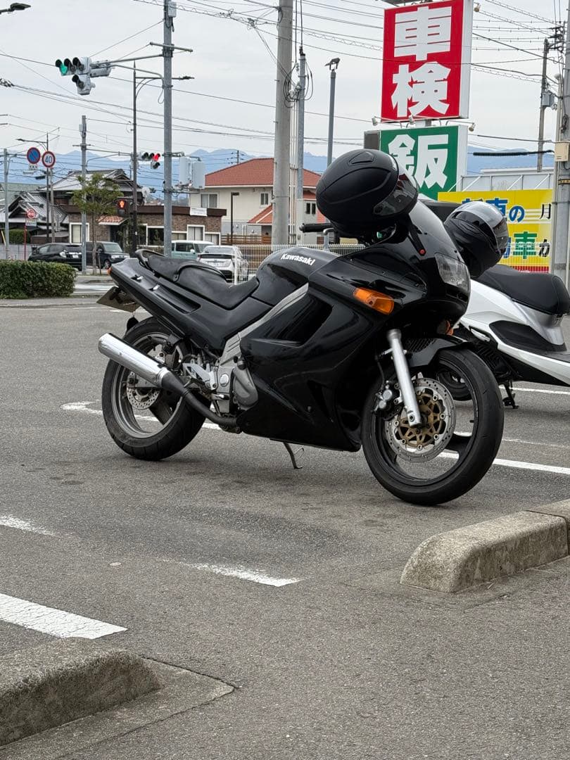 カワサキ ZZR250