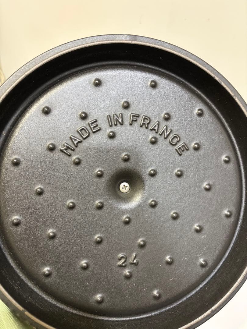 ラウンド ストウブStaub