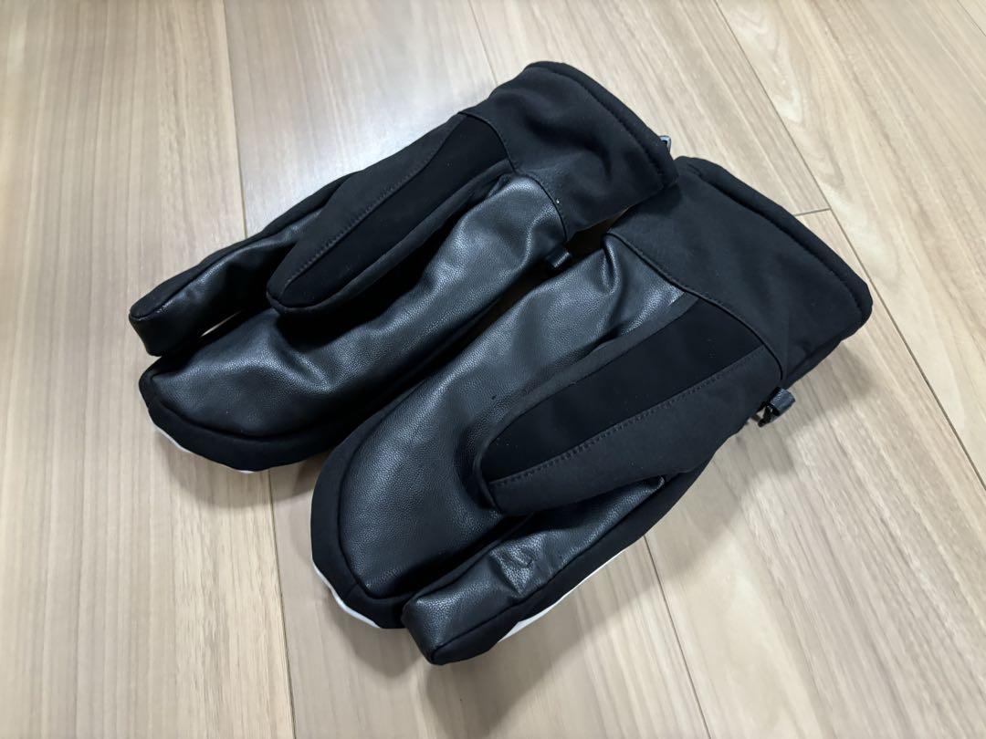 ★送料無料・美品★お洒落　スリーウェザー　ゴアテックス　グローブ　スノボ