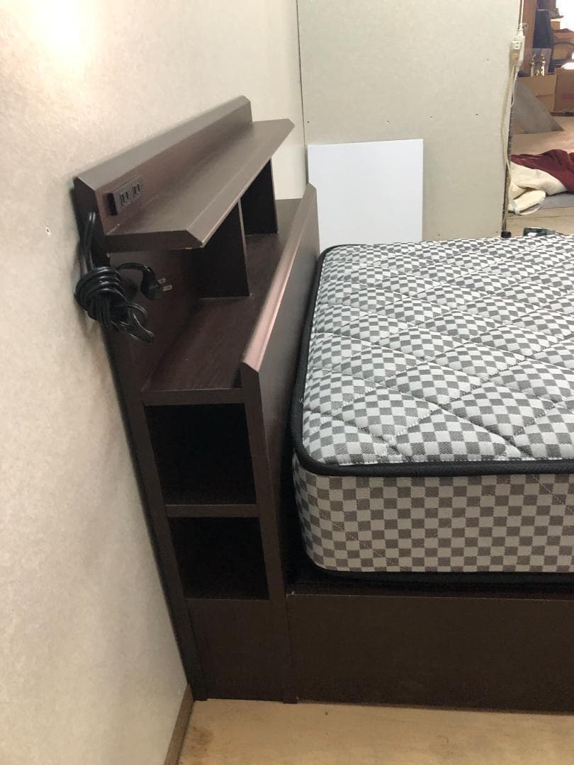 送料無料【収納付・マットレスセット】マナベ シングル 宮棚コンセント1024-2 送料無料【収納付・マットレスセット】マナベ シングル 宮棚