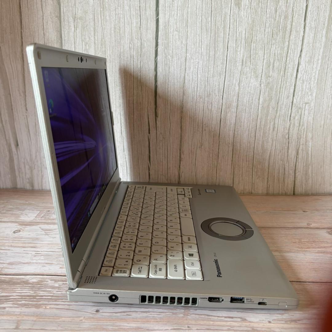 【人気の国産PC❗DVD❗】レッツノート✨i5✨8G✨SSD256G✨14.0