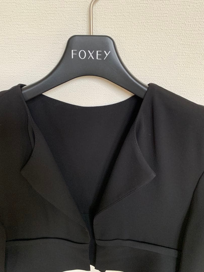 美品★FOXEY/フォクシー レディボレロ グレースストレッチ 38