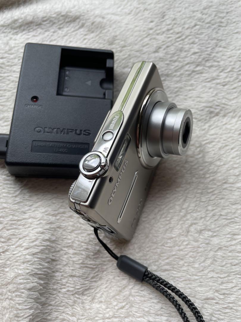 OLYMPUS FE-280 コンパクトデジタルカメラ