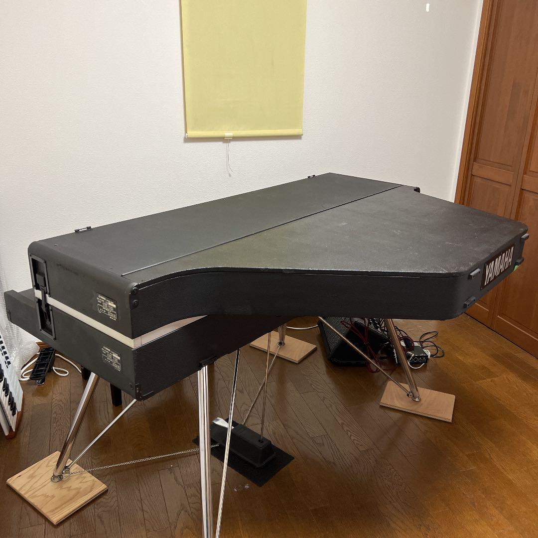 YAMAHA  CP80M