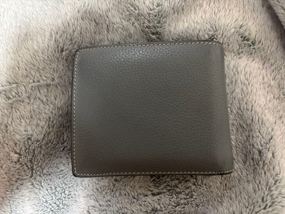 Dior グレー レザー 二つ折り財布 Dior グレー レザー 二つ折り財布