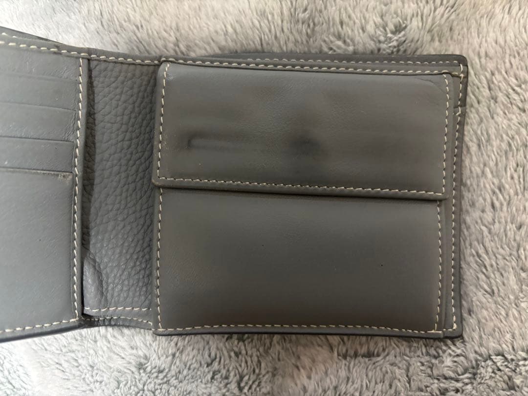 Dior グレー レザー 二つ折り財布 Dior グレー レザー 二つ折り財布