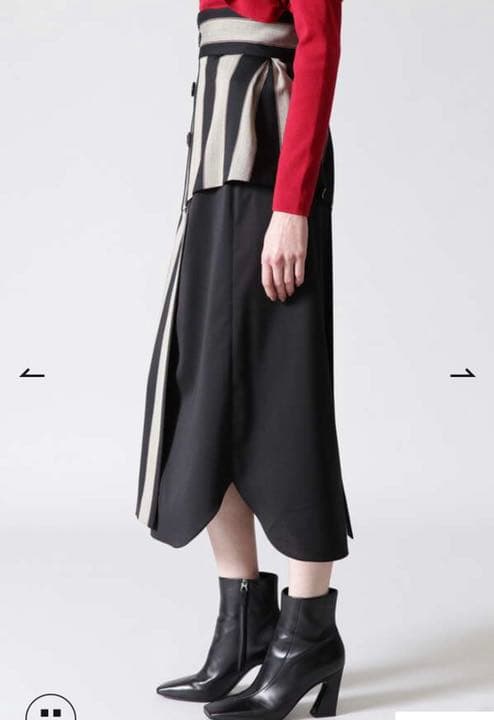 LUNAです　ADORE レジメンタルストライプスカート ADORE】美品 レジメンタルストライプ スカート