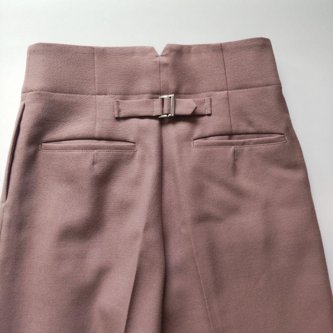 美品 エブール センタープレスワイドパンツ 38 スモーキーピンク