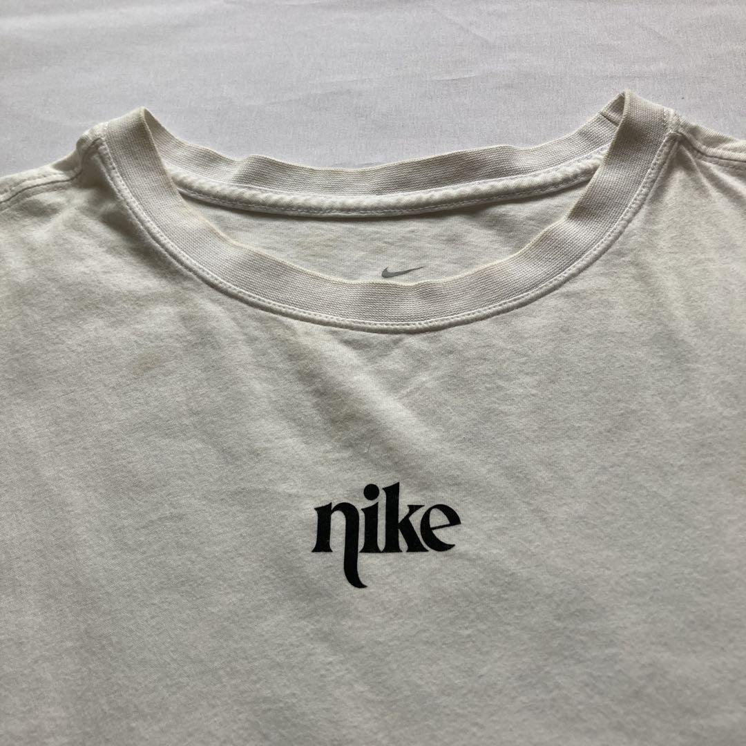 入手困難 NIKE ナイキガール Tシャツ ホワイト カットソー 古着 Lサイズ