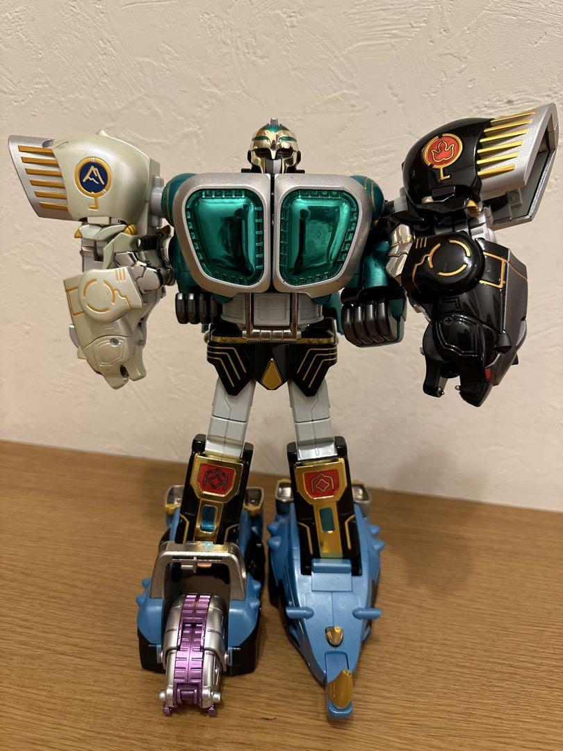 百獣戦隊ガオレンジャー　ＤＸ超合金ガオマッスルストライカー
