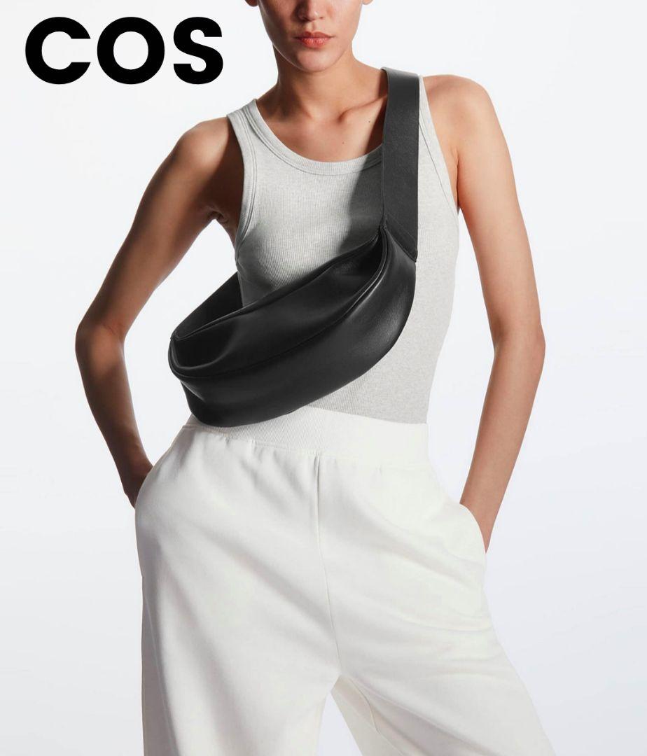 COS - COS レザープリーツベルトバッグの通販 by OMY