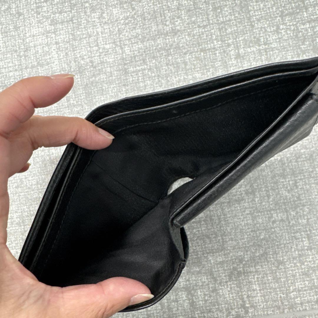 ロエベ メンズ 黒 レザー 二つ折り財布