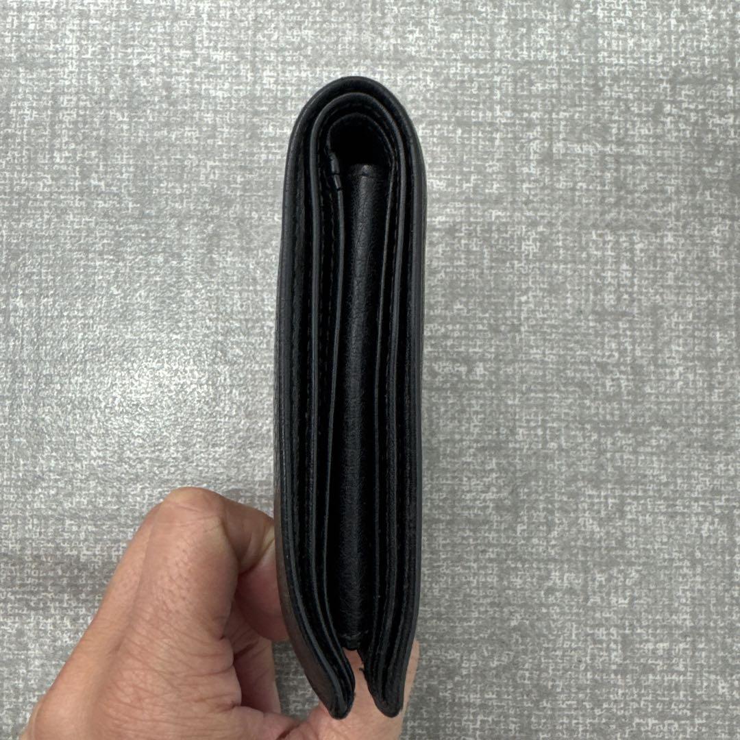 ロエベ メンズ 黒 レザー 二つ折り財布