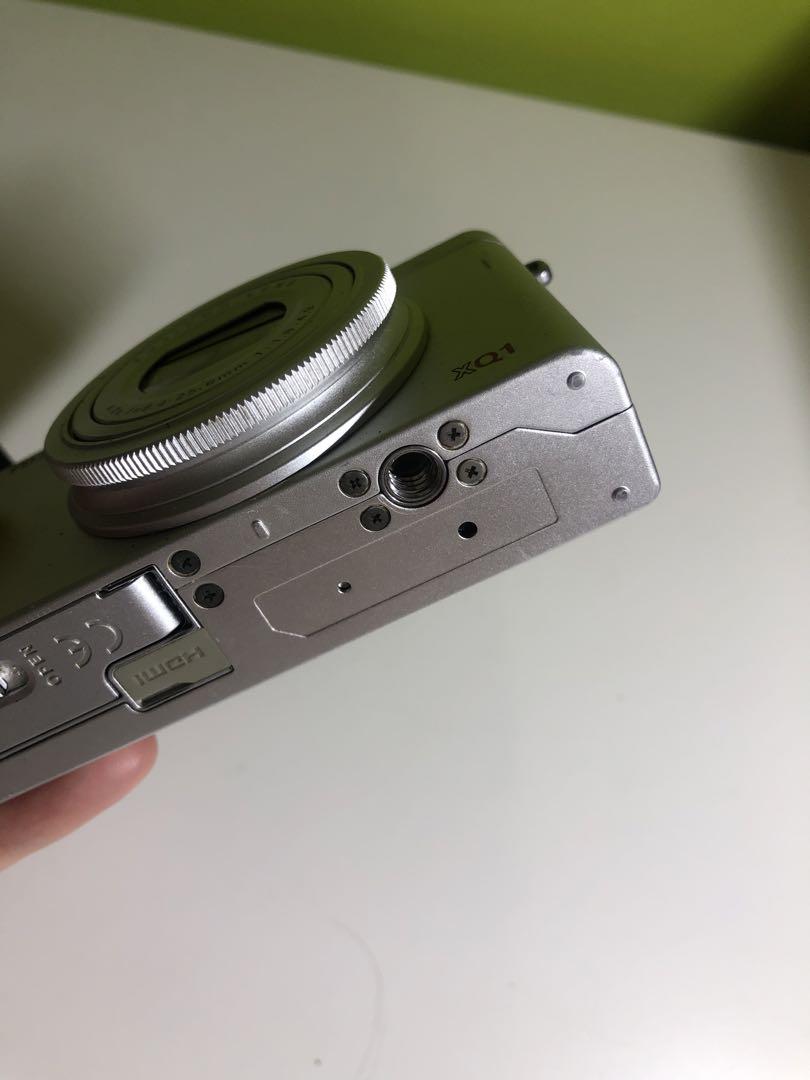 【FUJIFILM 】XQ1 シルバー