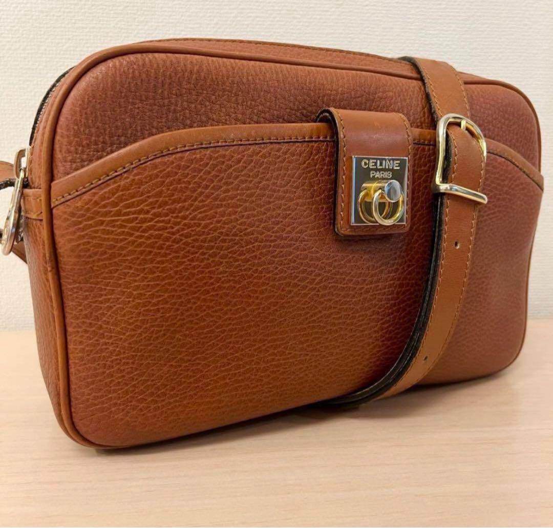 CELINE ガンチーニ金具レザーショルダーバッグ CELINE セリーヌ ガンチーニ ロゴ レザー スクエア ショルダー